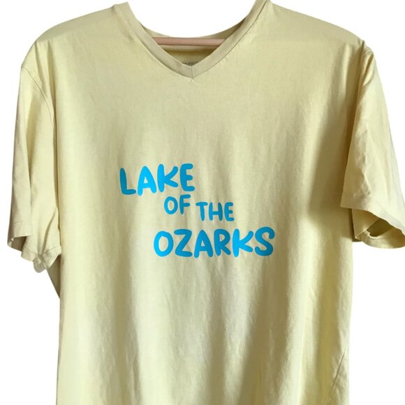 Upcycled Lake of the Ozarks T-Shirt: Landmarks Marinas Graphics, Size Large - Picture 6 of 16